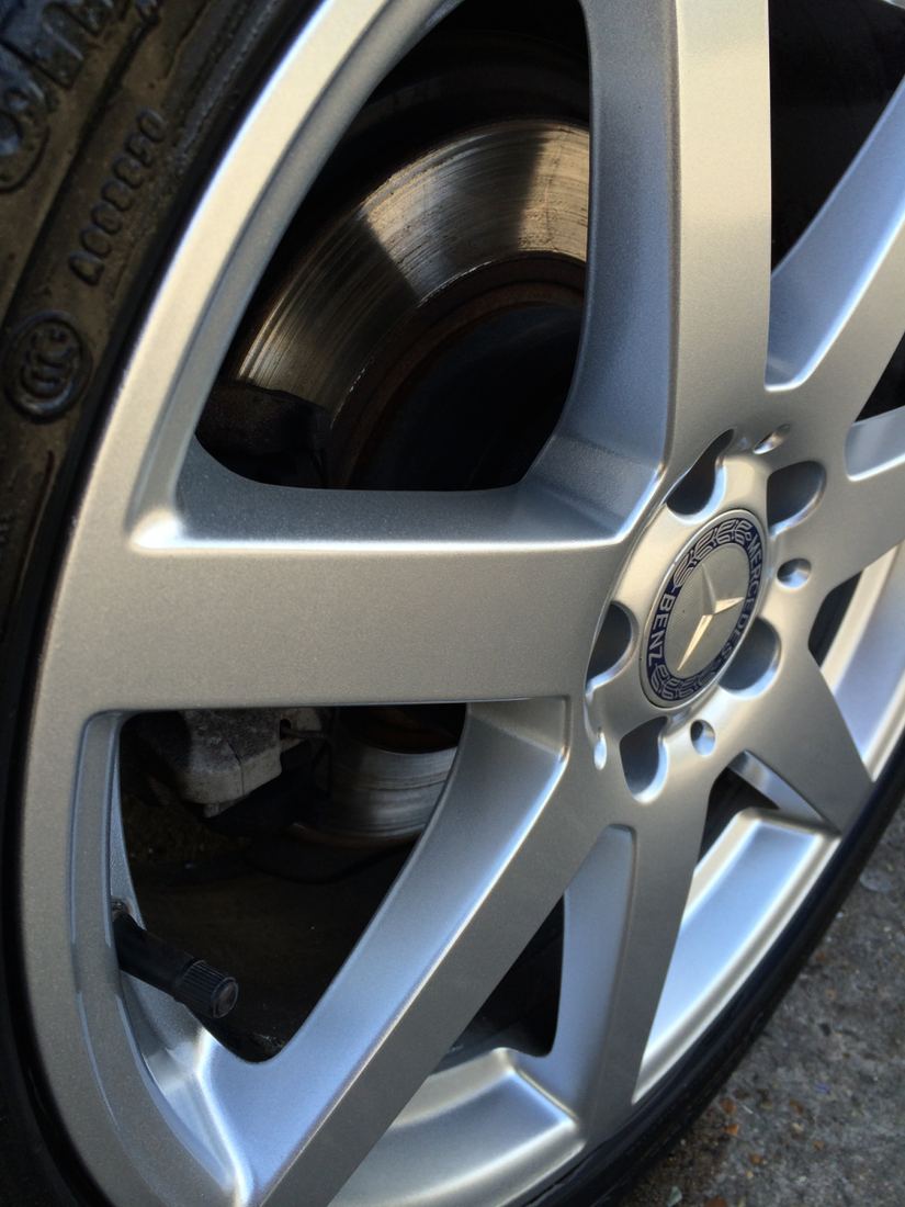 Mercedes alloy wheel refurbished in silver