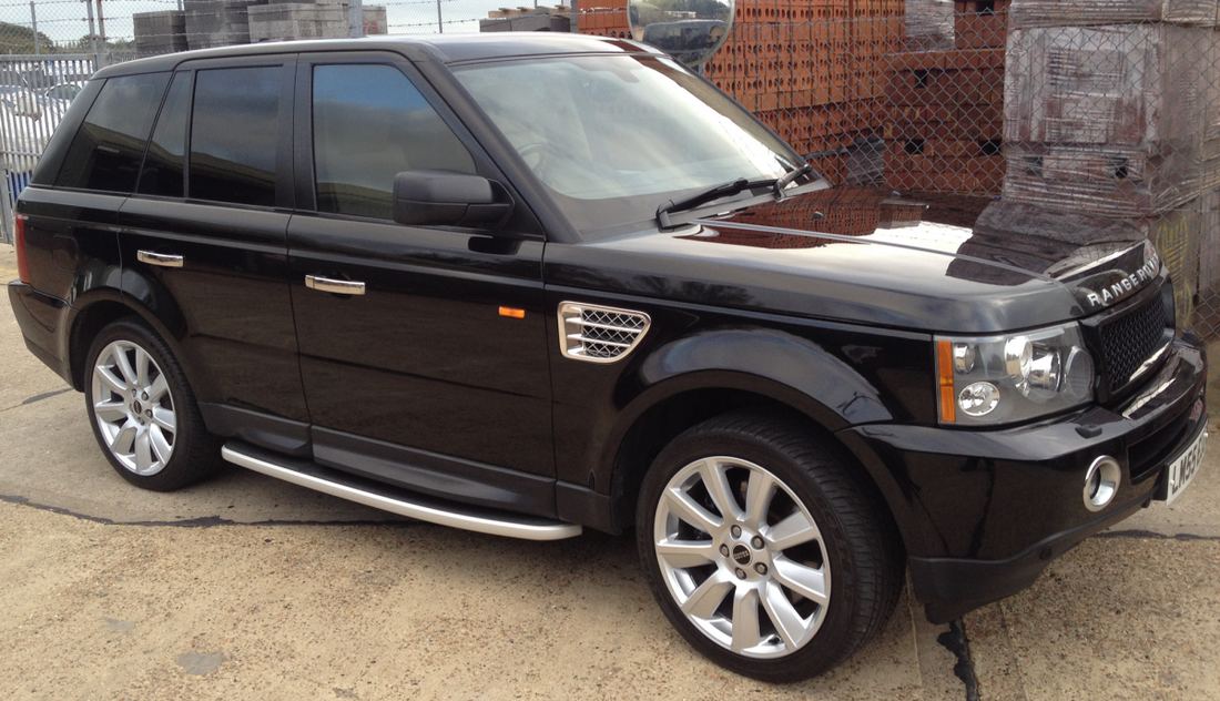 Range Rover alloy wheel refurbished in silver